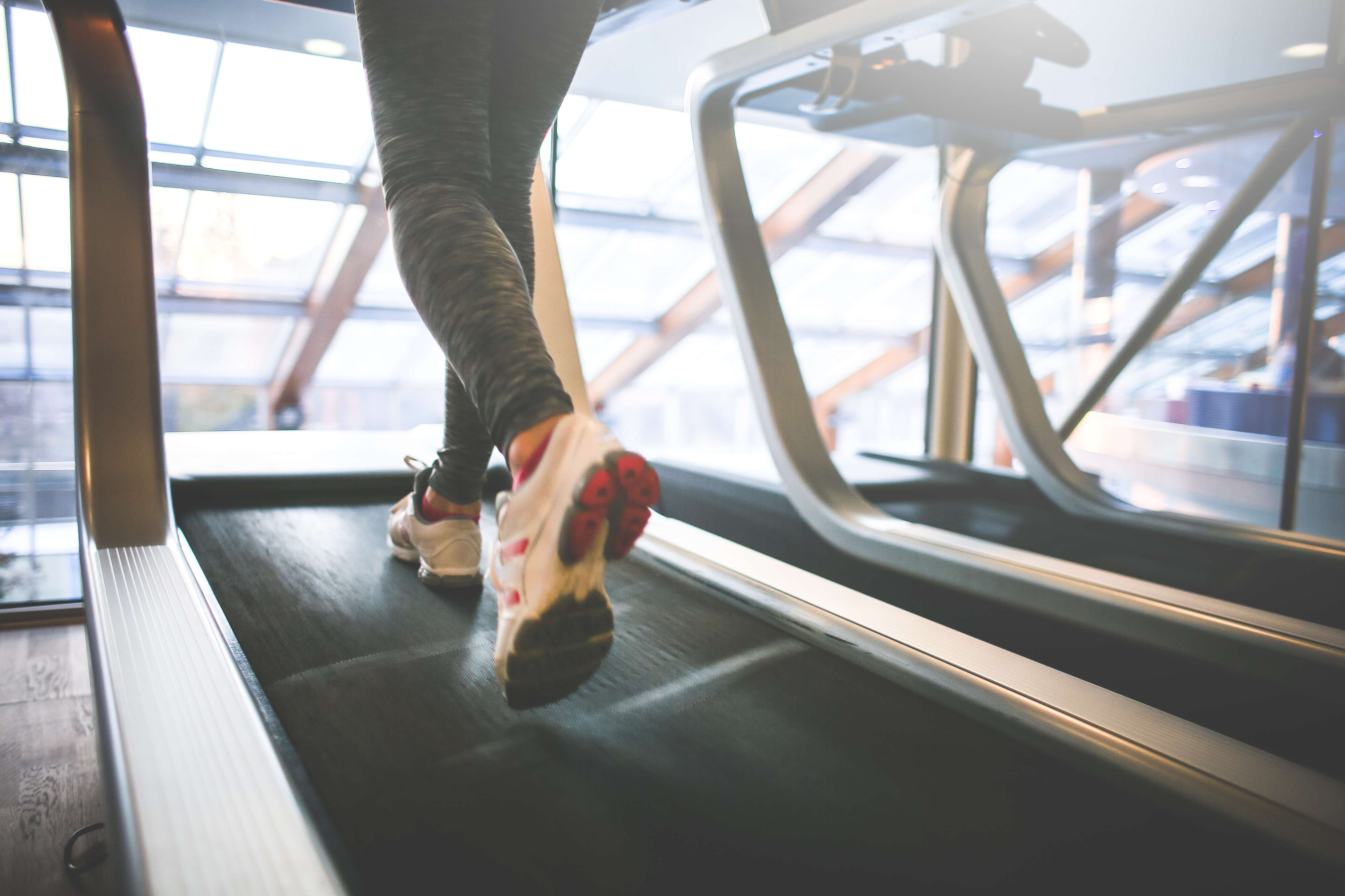 cardio-running-on-a-treadmill-picjumbo-com